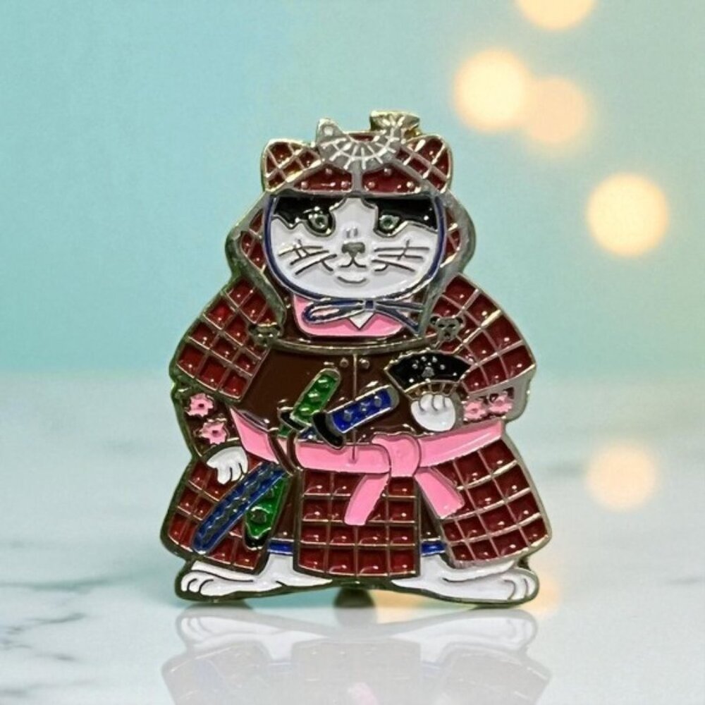 ❤️ 5/$18 - Samurai Cat Enamel Pin